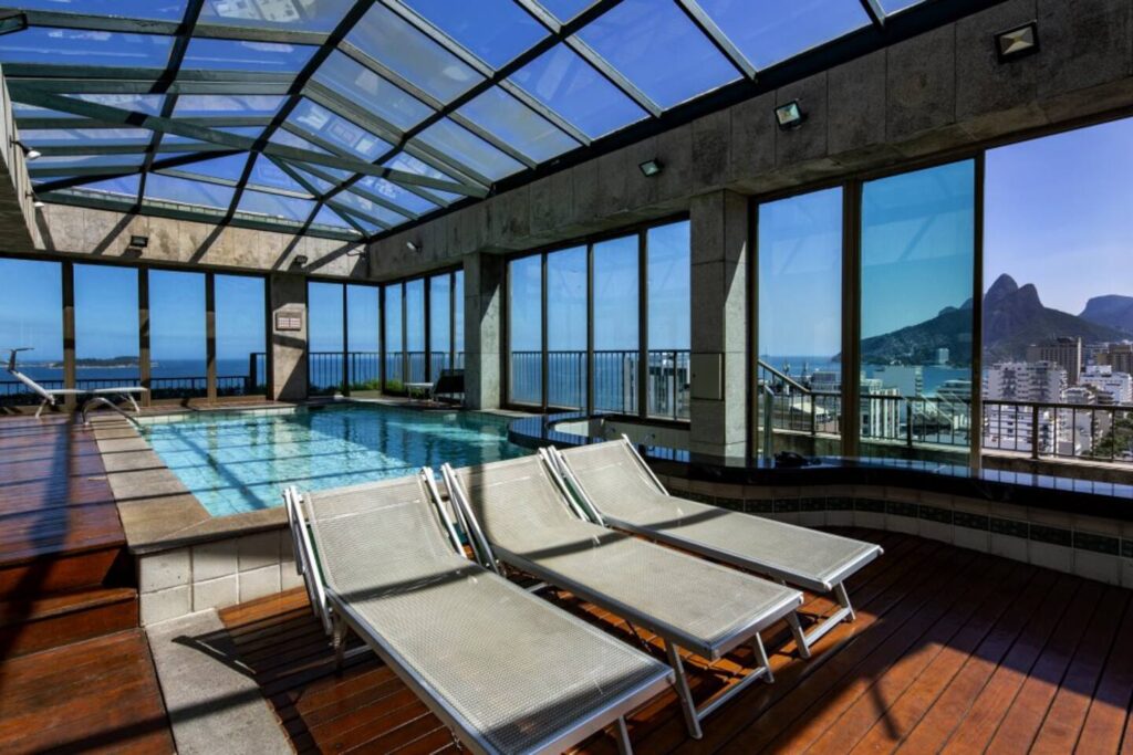 a783cb9d-6cda-4621-909a-cb087731de4f